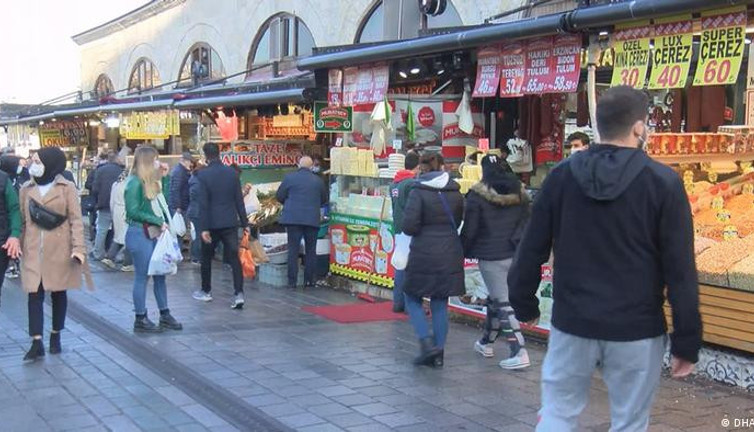 Türkiye 2021 yılında geriledi. Uluslararası kurumların raporlarına da yansıdı
