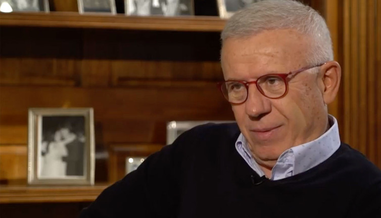 Ertuğrul Özkök'ten medyayı birbirine sokacak açıklama: Ben dansözüm de diğer gazetelerin Genel Yayın Yönetmeni ne