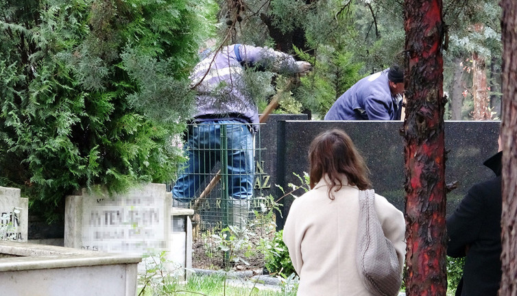 Ünlü tekstilcinin mezarı açıldı! Yüzde 99,99 mühendisin babası…