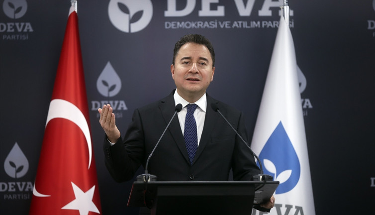 Ali Babacan tarikat ve cemaat yurtlarının kapatılmasına böyle karşı çıktı