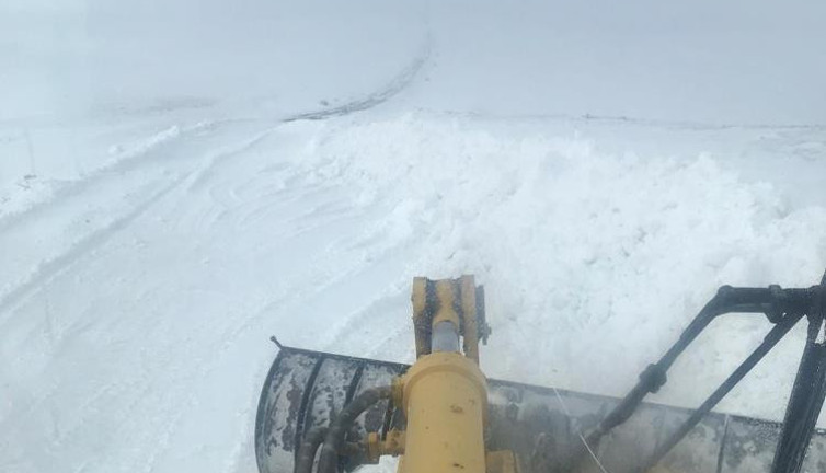 O ilimizde 104 köy yolu ulaşıma kapandı