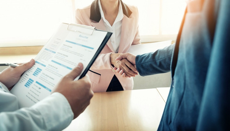 Üniversite sınavsız personel alacak