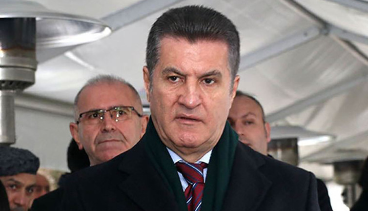Mustafa Sarıgül’ün partisinde büyük deprem. Zehir zemberek sözlerle istifa etti