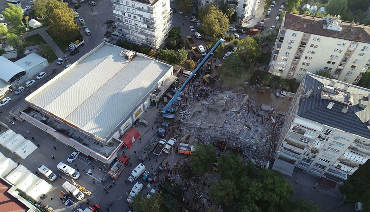 15 kişiye mezar olan Doğanlar Apartmanı için yeni bilirkişi raporu