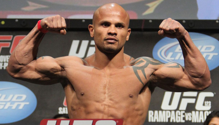 Ünlü UFC dövüşçüsü Maiquel Falcao hayatını kaybetti