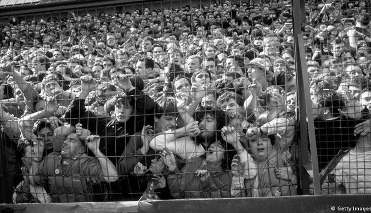 Futbolda stadyum faciaları