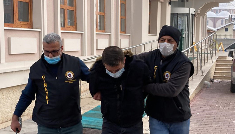 Çarptığı yayanın ölümüne neden olan minibüs şoförü tutuklandı