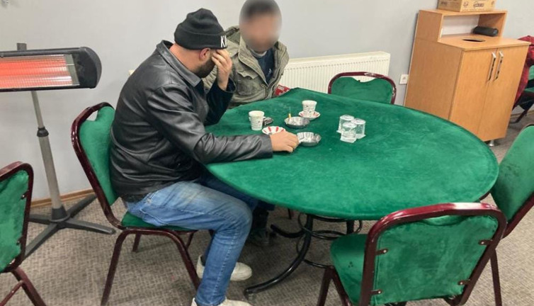 Tombalayı jandarma yaptı. 108 kişi şaşkına döndü