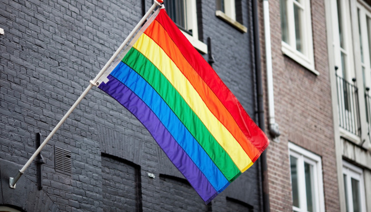 Gece kulübünde 'cinsel kimliğe' göre giriş ücreti belirlendi