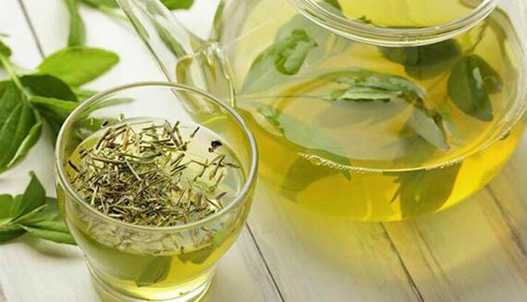 Yeşil çayın faydaları ve zararları nelerdir?