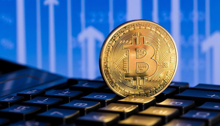 Dev firma yine Bitcoin satın aldı. Piyasaları çöküş korkusu sardı
