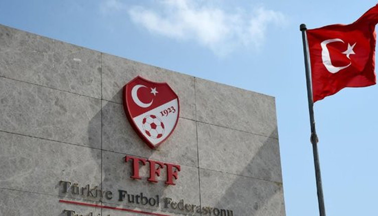 TFF'den Süper Lig yayın ihalesinde yabancılara büyük kıyak! Skandal ortaya çıktı