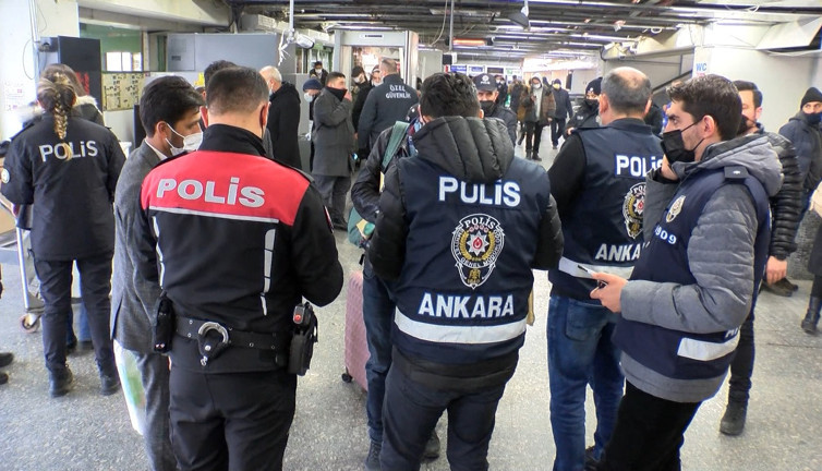 AŞTİ'de 500 polisle denetim! 72 kişiye 52 bin TL ceza…