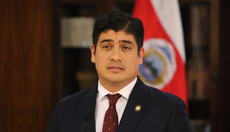 Kosta Rika Devlet Başkanı'nın dokunulmazlığının kaldırılması istendi