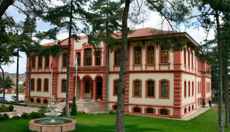 Bilecik Belediyesi açık hava reklam alanları kiralayacak