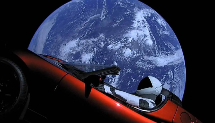 Elon Musk uzaya fırlatmıştı. Tesla Roadster şimdi nerede?