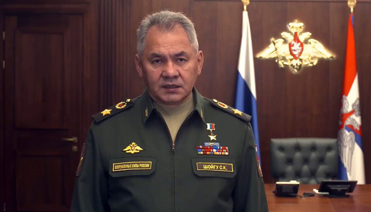 Rusya ve İngiliz Savunma Bakanları Moskova'da görüştü