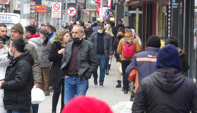 Bir ülke daha kısıtlamaları kaldırmaya hazırlanıyor