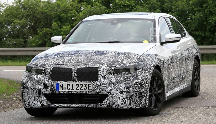 BMW i3 Sedan, test esnasında görüntülendi