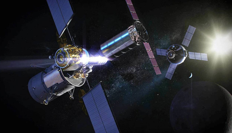 NASA, devasa uyduları roketlere nasıl yerleştiriyor