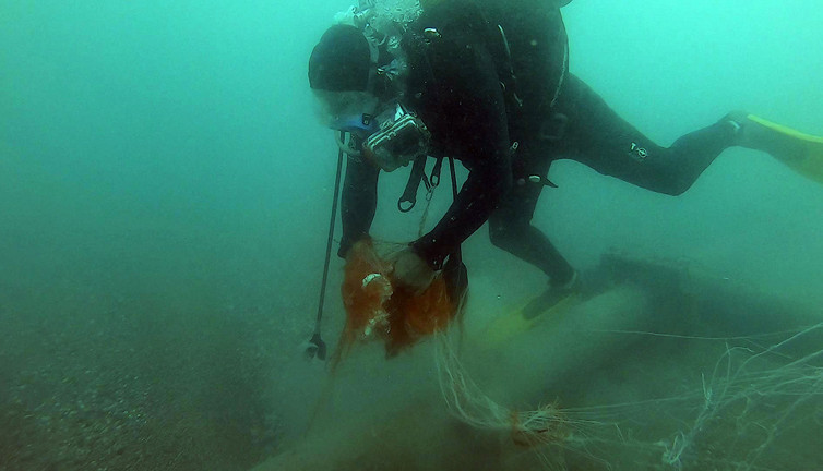 Deniz altında ölüm saçıyorlar. Onlara 'Hayalet' deniliyor. En son Antalya’da görüldü