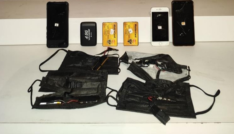 Kopyacı gençlerin yöntemi polisleri şaşkına çevirdi