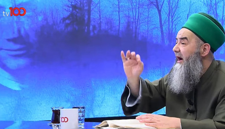 Cübbeli Ahmet'ten idam çıkışı: Bunları Sultan Ahmet'te sallandıracaksın