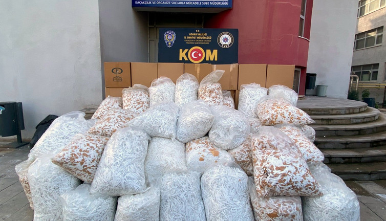 Adana’da gümrük kaçağı 13 milyon makaron ele geçirildi