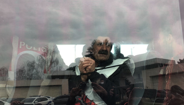 Emniyet’ten Migros işçilerine kelepçe açıklaması: Biz de üzüldük!