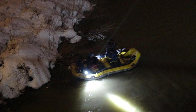 Karasu Nehri liseli kızı yuttu