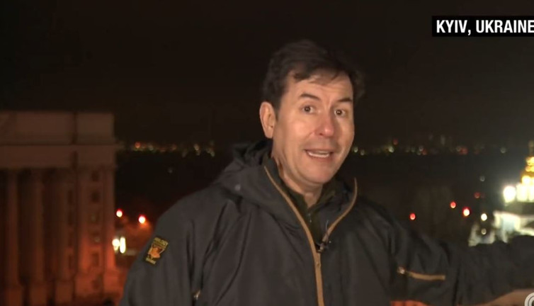 CNN muhabiri harekata canlı yayında yakalandı