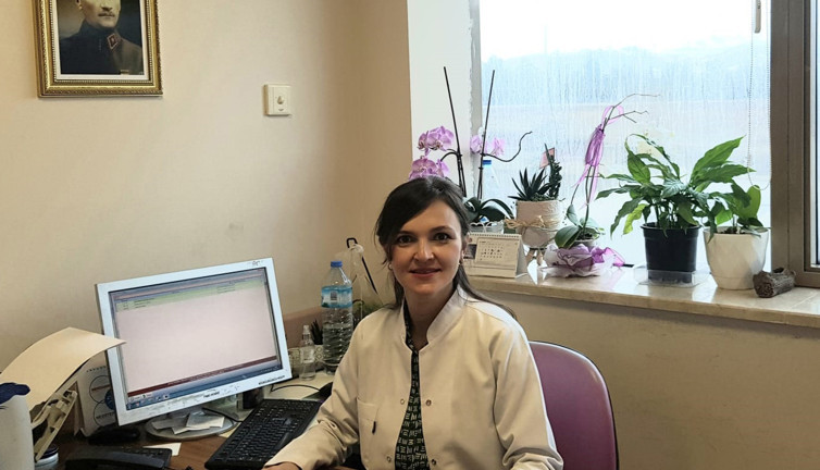 Sosyal medyada gördü burnuna yerleştirdi ameliyatla kurtuldu