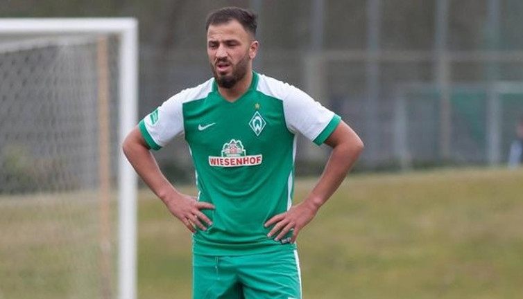 Türk futbolcu Ukrayna'da savaşın ortasında mahsur kaldı! Geceleri metroda uyuyorum