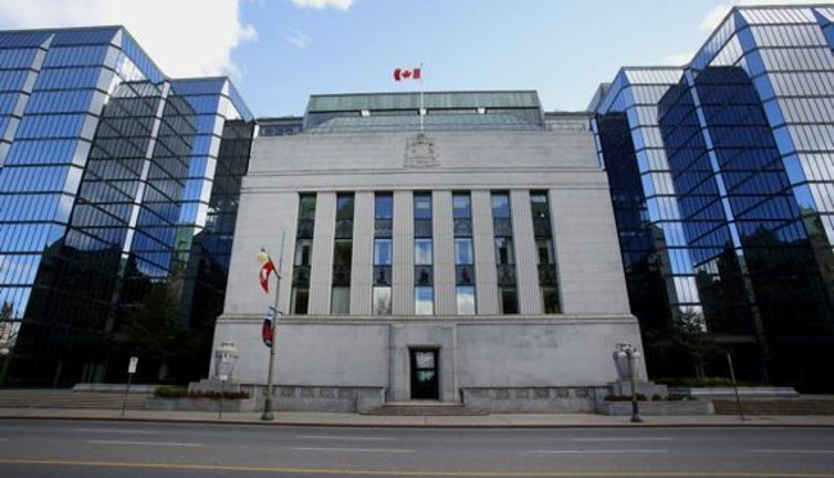 Dünyadaki her ülke aptal bir biz akılıyız. Kanada faiz artırdı