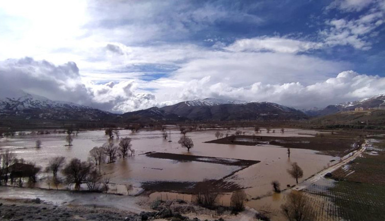 Merg Ovası sular altında kaldı