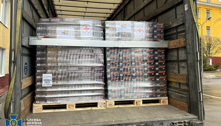 Ukrayna’da savaşı suistimal eden kaçakçılar yakalandı