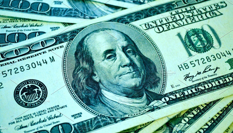 Piyasaların açılmasını beklemeyen dolar uçuşa geçti