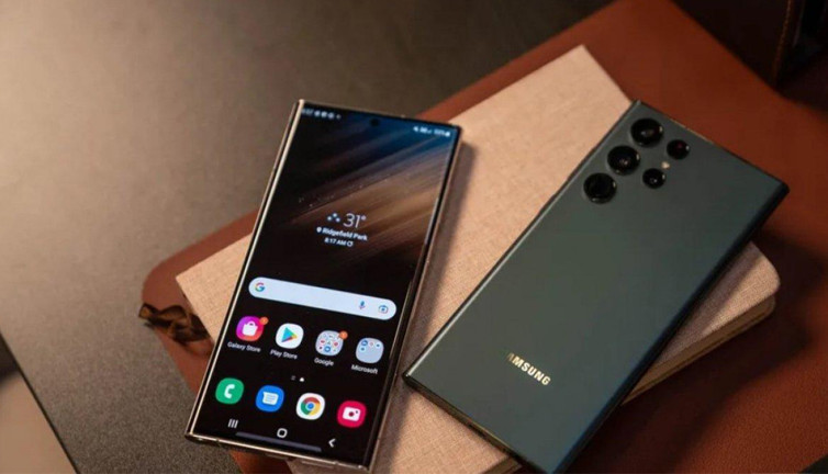 Galaxy S22 serisi Samsung’un yüzünü güldürdü!