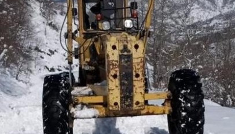 Karadeniz'in şirin şehrinde 107 köy yolu ulaşıma kapandı