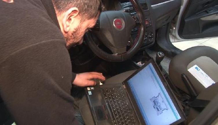 Başı yandı ikinci el otomobil alacakları uyardı