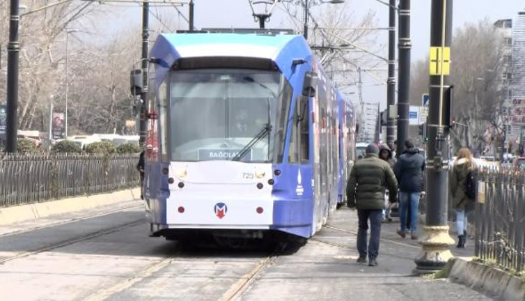 Elektrik kesintisi nedeniyle tramvay seferlerinde aksama