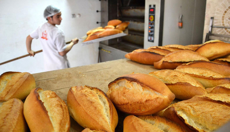 Bayat ekmek kaç liradan satılıyor? Yazık günah değil mi bu insanlara