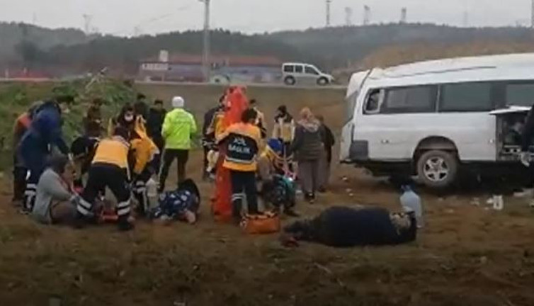 Tarla yaralı tarım işçileriyle doldu