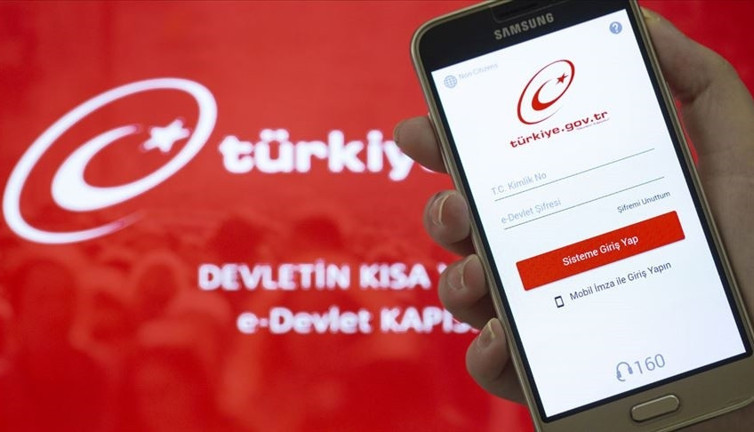 E-Devlet kapısı 2021'de 3 milyar kez ziyaret edildi