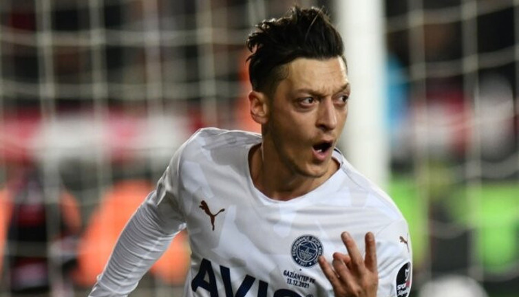 Fenerbahçe'de Mesut Özil gerçekleri