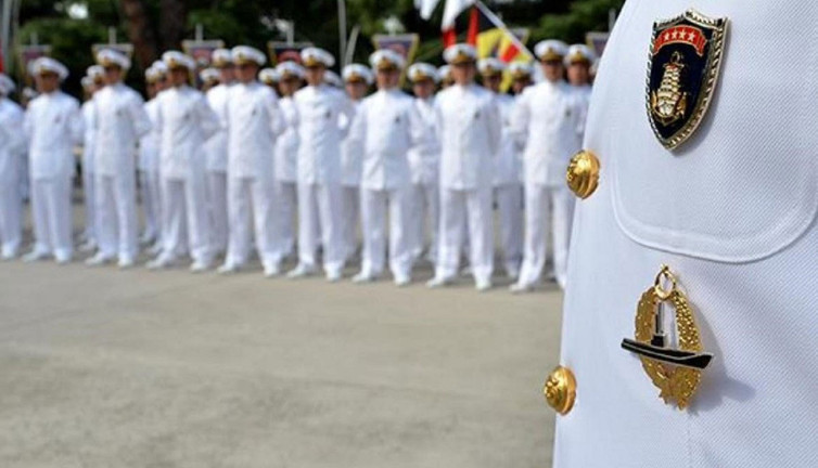 Erdoğan'ı ikna edip bizi emekli etti, yerimize katiller geldi. Montrö'yü savunduğu için yargılanan Amiral mahkemede açıkladı