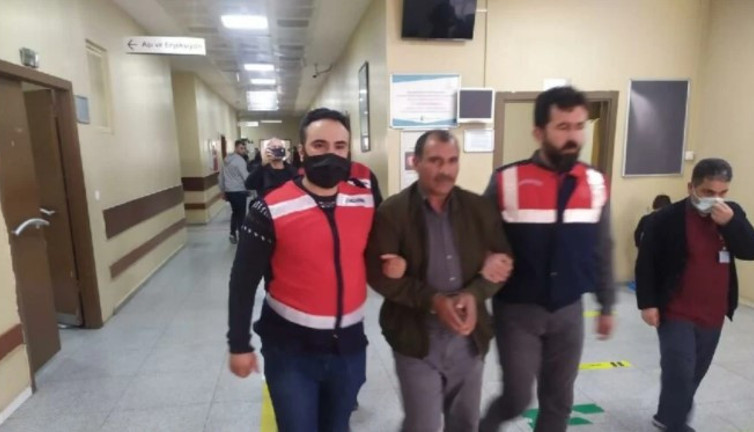 Cinayetten 6 ay sonra sahte kimlikle çalışırken yakalandı