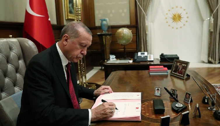 Erdoğan’a bir yetki daha: Seyahat acentalarının yıllık aidatını Cumhurbaşkanı belirleyecek