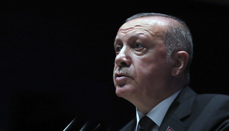 Erdoğan gençlere 'yurt dışı' tavsiye etti. Erdoğan'ın tavsiyesinin maliyetini duyanlar kulaklarına inanamadı
