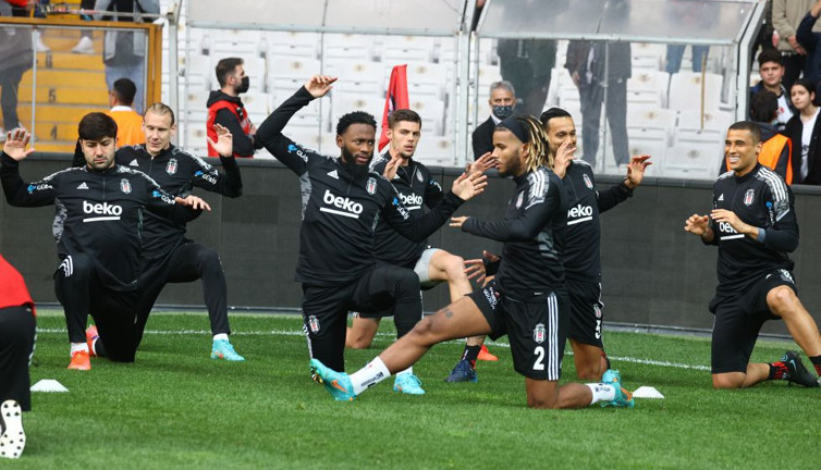 Beşiktaş'ın Trabzonspor maçı kadrosu açıklandı